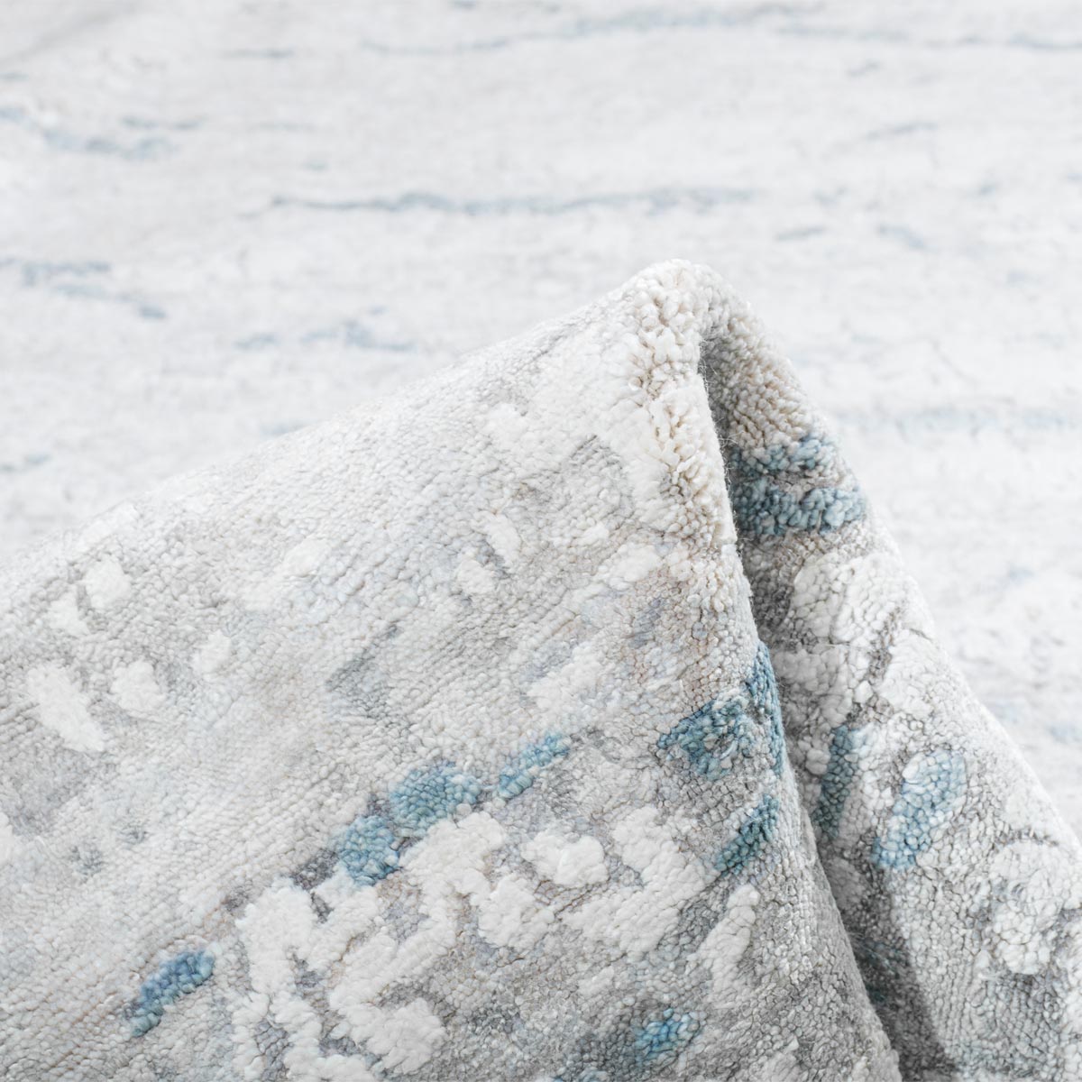 שטיח ונציה ארט 24 אפור בהיר/כחול | השטיח האדום