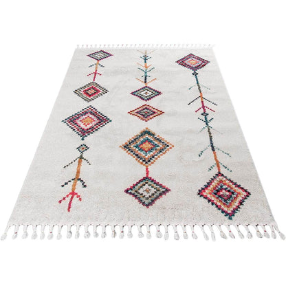 שטיח מיקונוס 01 קרם עם פרנזים | השטיח האדום