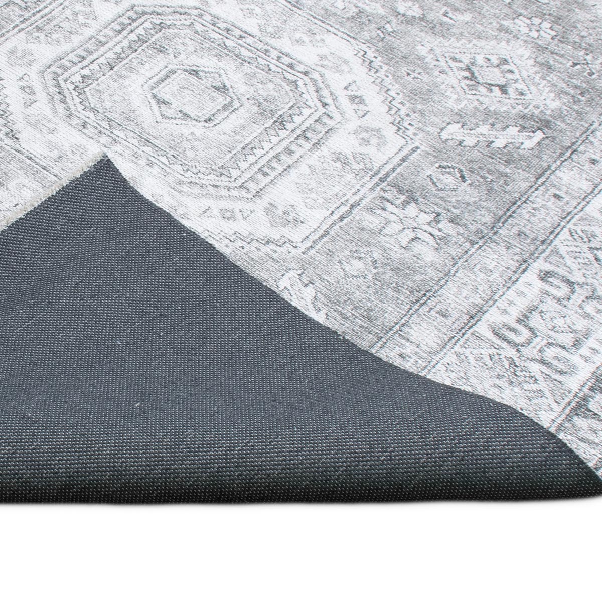 שטיח קשמיר 01 אפור עם פרנזים | השטיח האדום