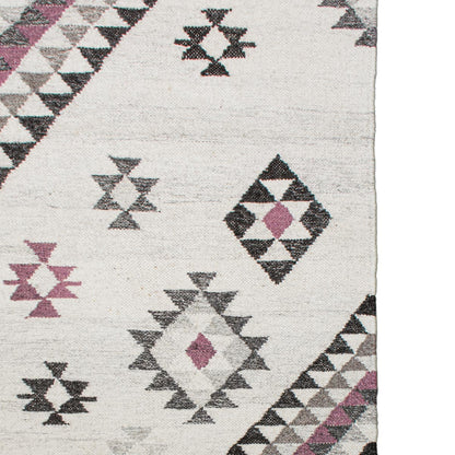 שטיח קילים סקנדינבי 08 לבן/ורוד עם פרנזים | השטיח האדום