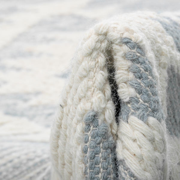 שטיח קילים סקנדינבי 06 תכלת עם פרנזים KILIM - hover