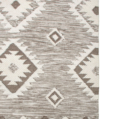 שטיח קילים סקנדינבי 06 חום עם פרנזים | השטיח האדום