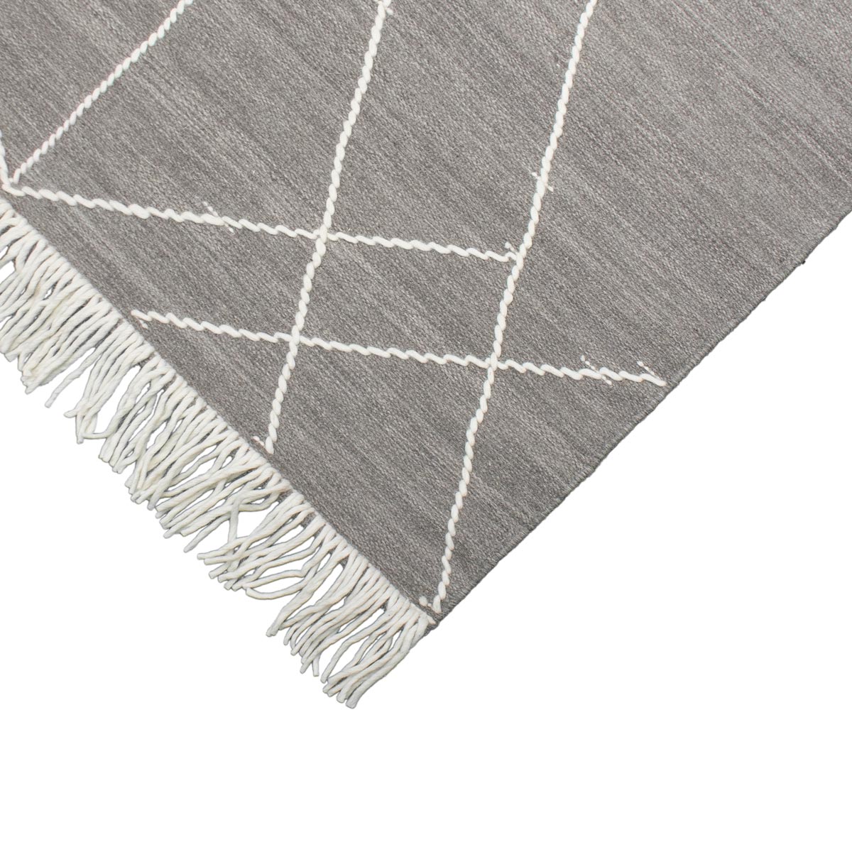 שטיח קילים סקנדינבי 13 אפור ראנר עם פרנזים | השטיח האדום