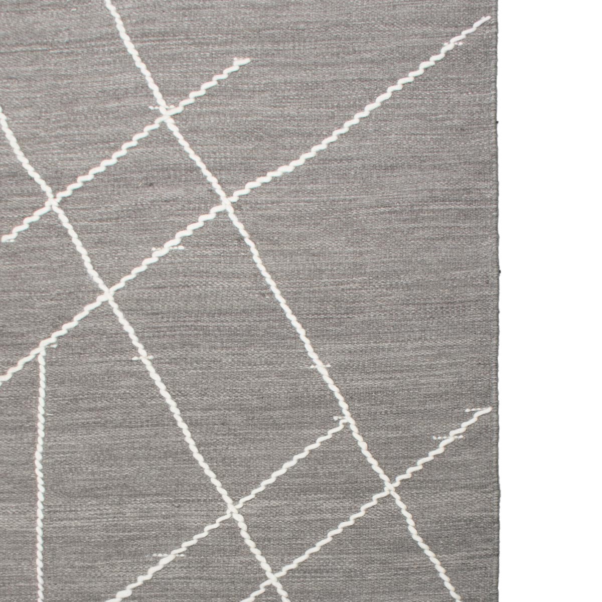 שטיח קילים סקנדינבי 13 אפור עם פרנזים | השטיח האדום