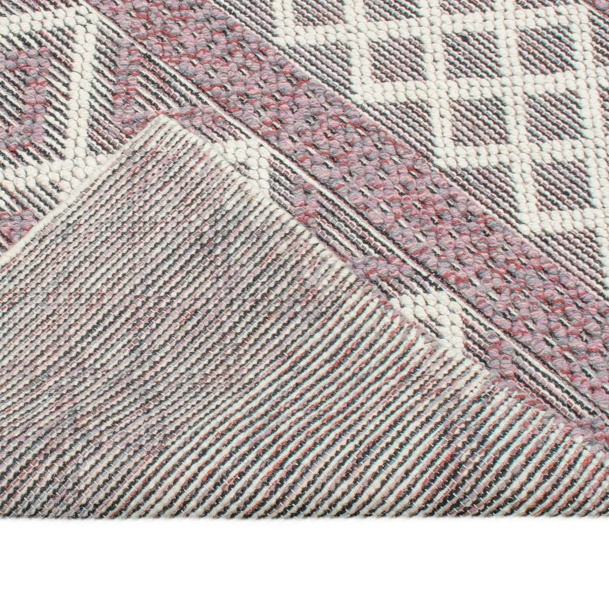 שטיח נירוונה 03 סגול | השטיח האדום