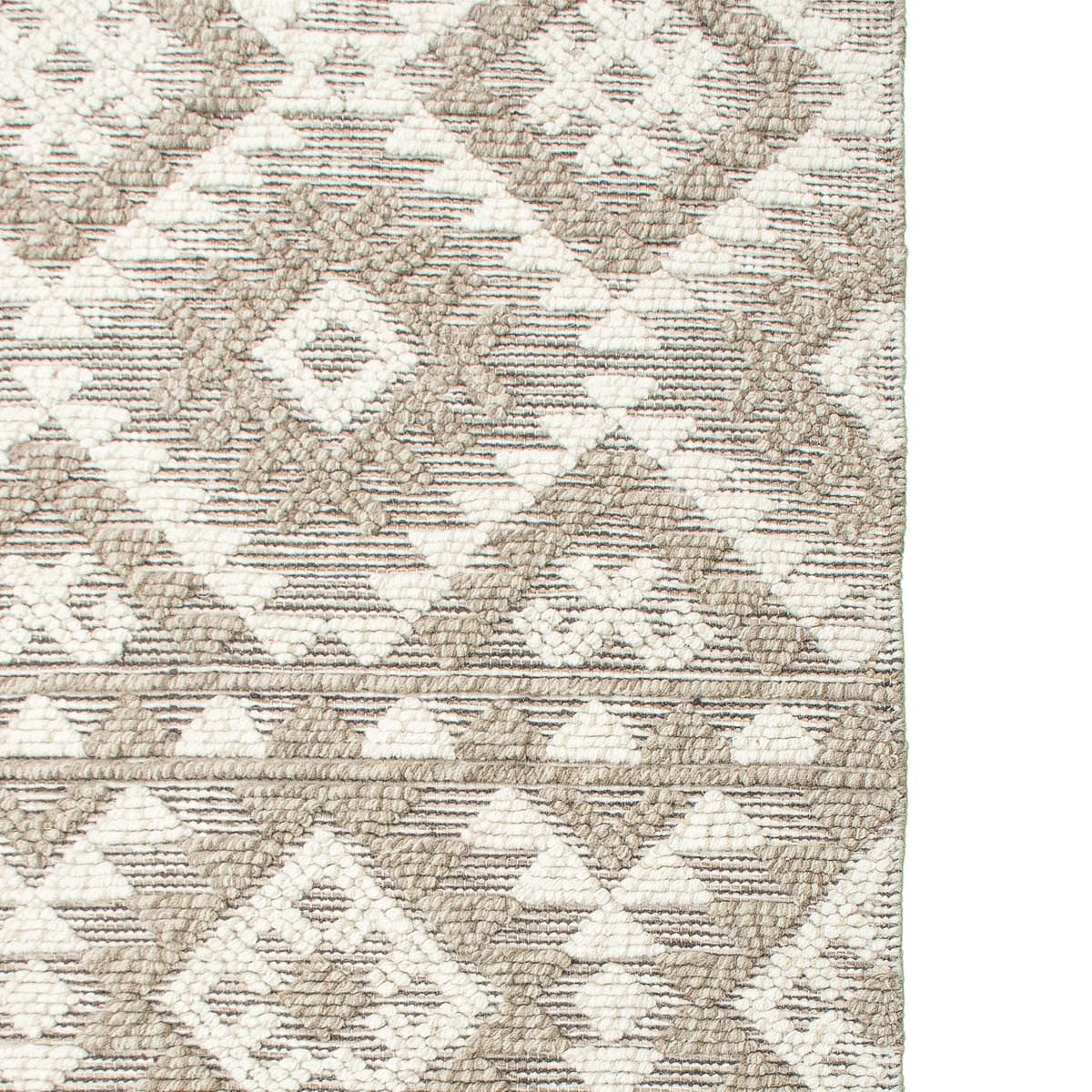 שטיח נירוונה 04 בז' | השטיח האדום