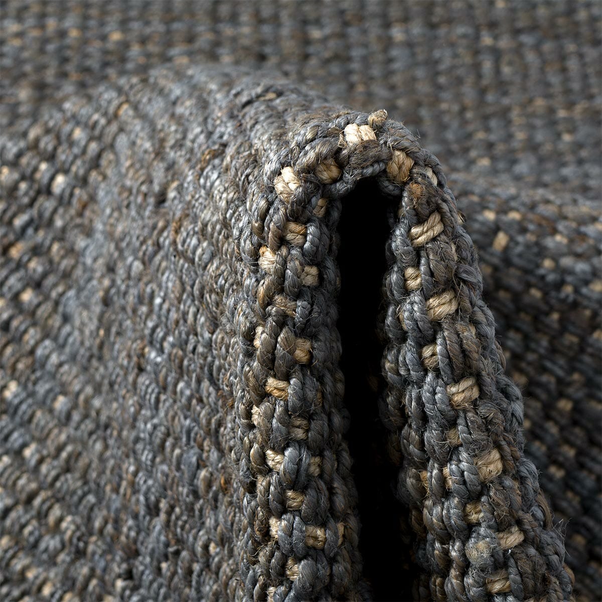 שטיח תמר אריגה גסה 06 אפור/בז' עם פרנזים | השטיח האדום