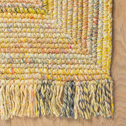 שטיח גרינלנד 09 צהוב עם פרנזים | השטיח האדום