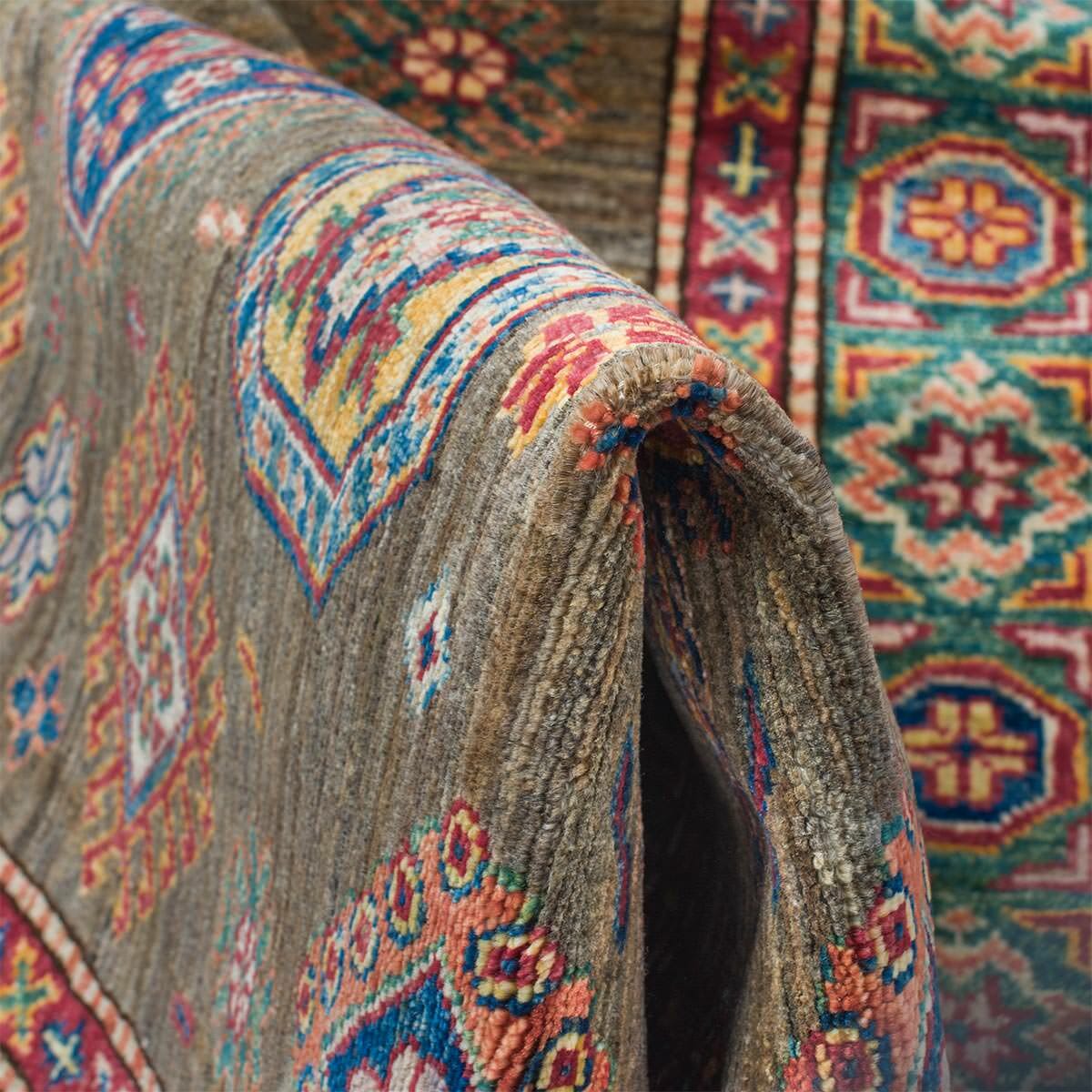 סופר קזאק 00 צבעוני 102x151 | השטיח האדום