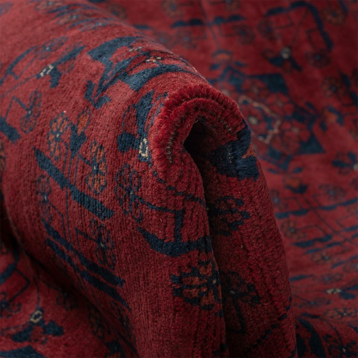 חל ממדי 00 אדום 202x296 | השטיח האדום