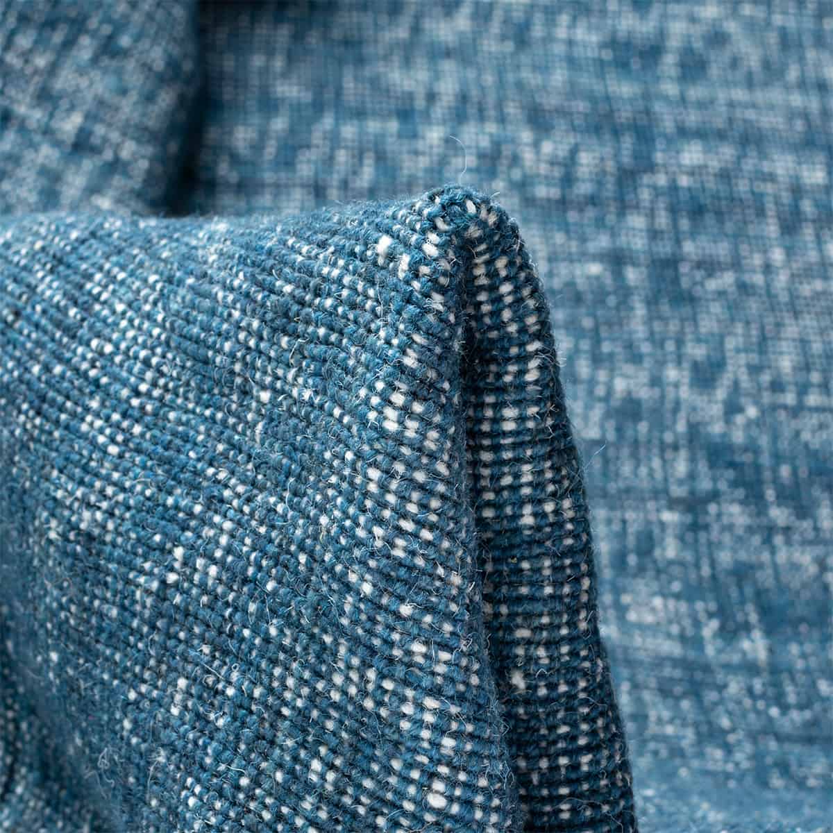 שטיח יעל 06 כחול עם פרנזים | השטיח האדום