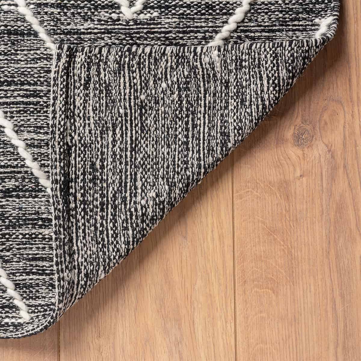 שטיח גפן כותנה 10 שחור/לבן ראנר | השטיח האדום