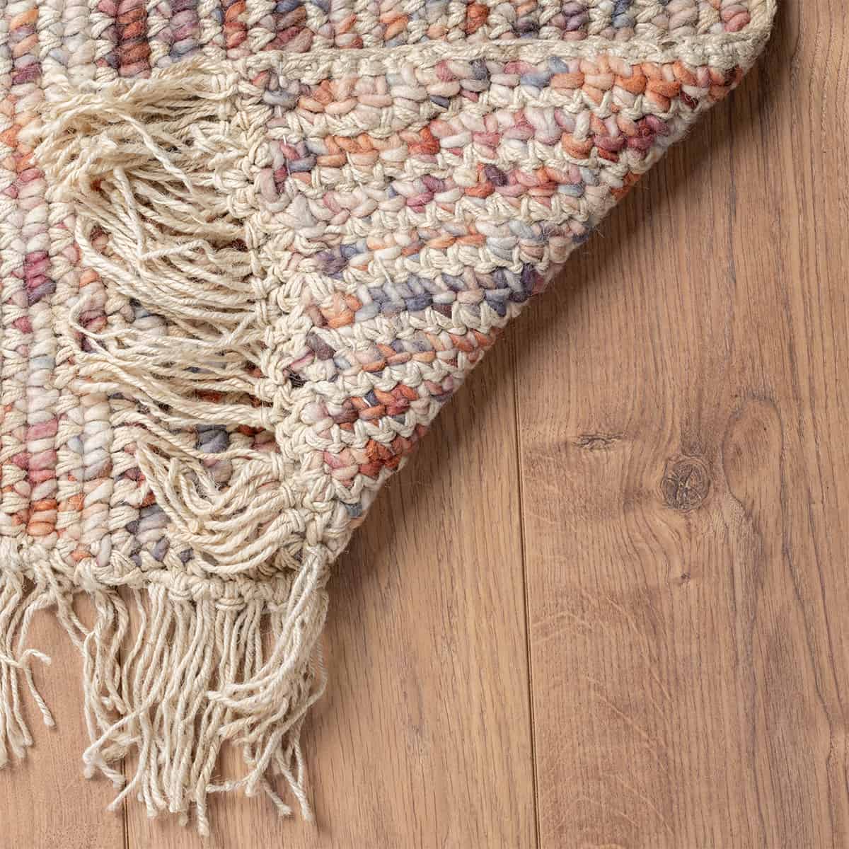 שטיח תמר אריגה גסה 10 קרם/צבעוני עם פרנזים | השטיח האדום