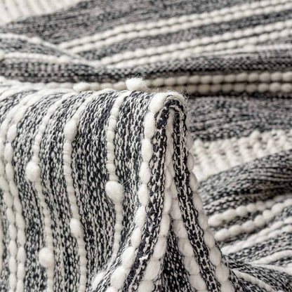 שטיח גפן כותנה 14 שחור/לבן עם פרנזים | השטיח האדום