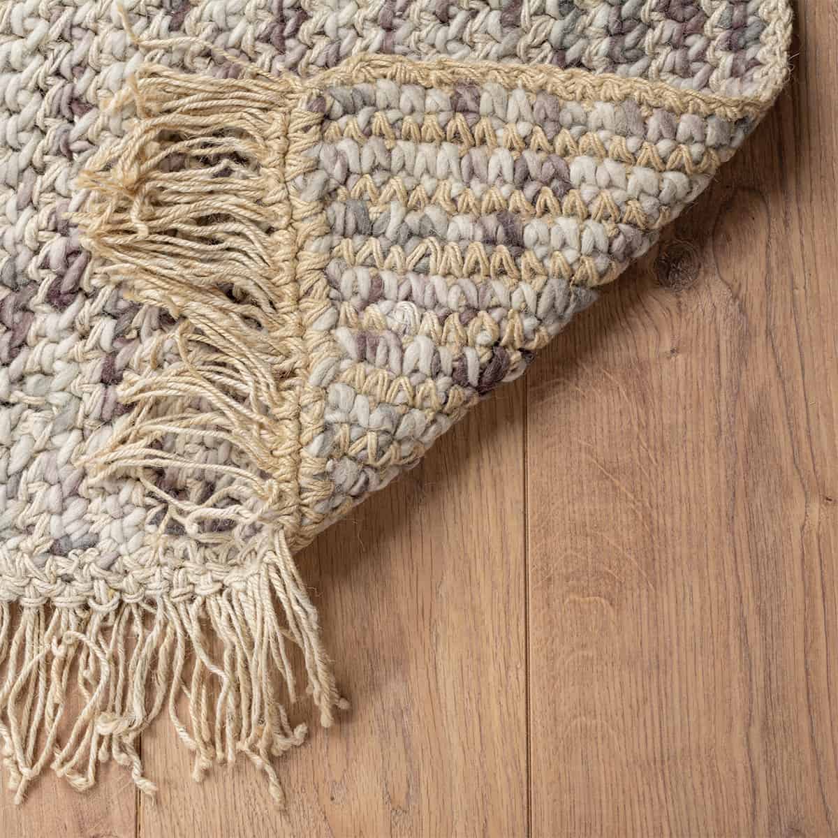 שטיח תמר אריגה גסה 10 קרם/חום עם פרנזים | השטיח האדום