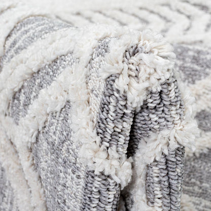 שטיח אטלס 18 קרם/אפור עם פרנזים | השטיח האדום