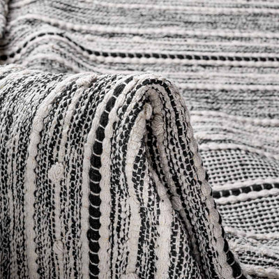 שטיח גפן כותנה 12 שחור/לבן ראנר עם פרנזים | השטיח האדום