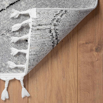 שטיח אטלס 24 אפור/קרם עם פרנזים | השטיח האדום