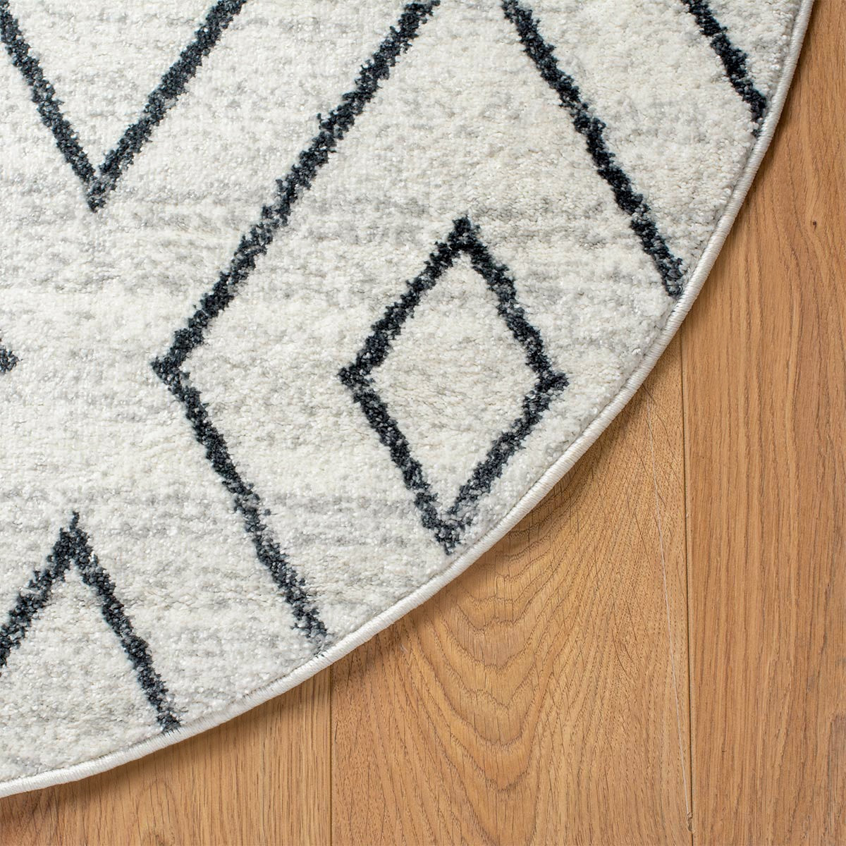 שטיח מרקש 26 קרם/שחור עגול | השטיח האדום