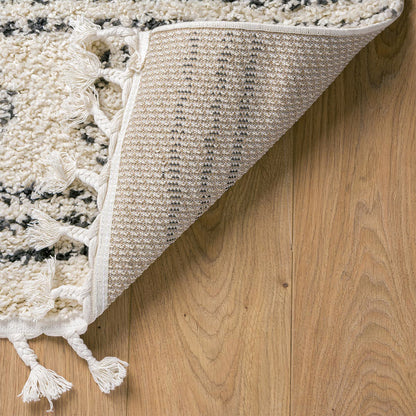 שטיח שאגי מרקש 12 קרם/שחור עם פרנזים | השטיח האדום