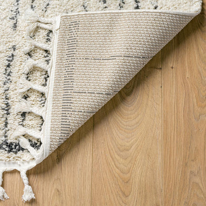 שטיח שאגי מרקש 11 קרם/שחור עם פרנזים | השטיח האדום