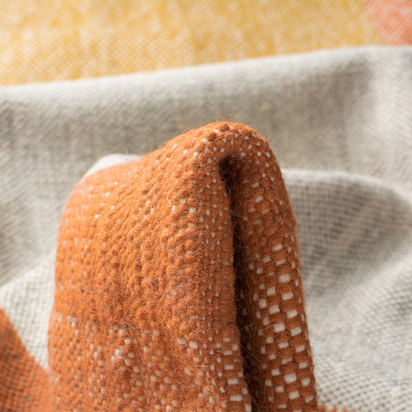 שטיח קילים סקנדינבי 21 כתום/צהוב/לבן עם פרנזים KILIM - hover