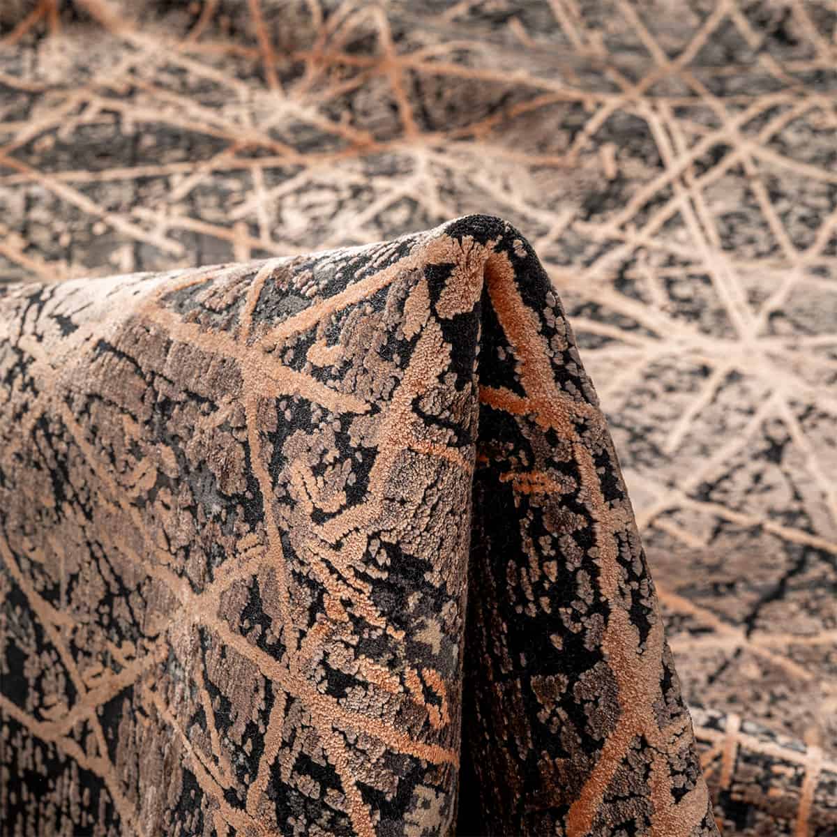  שטיח ג'איפור 28 שחור/ורוד עם פרנזים | השטיח האדום 