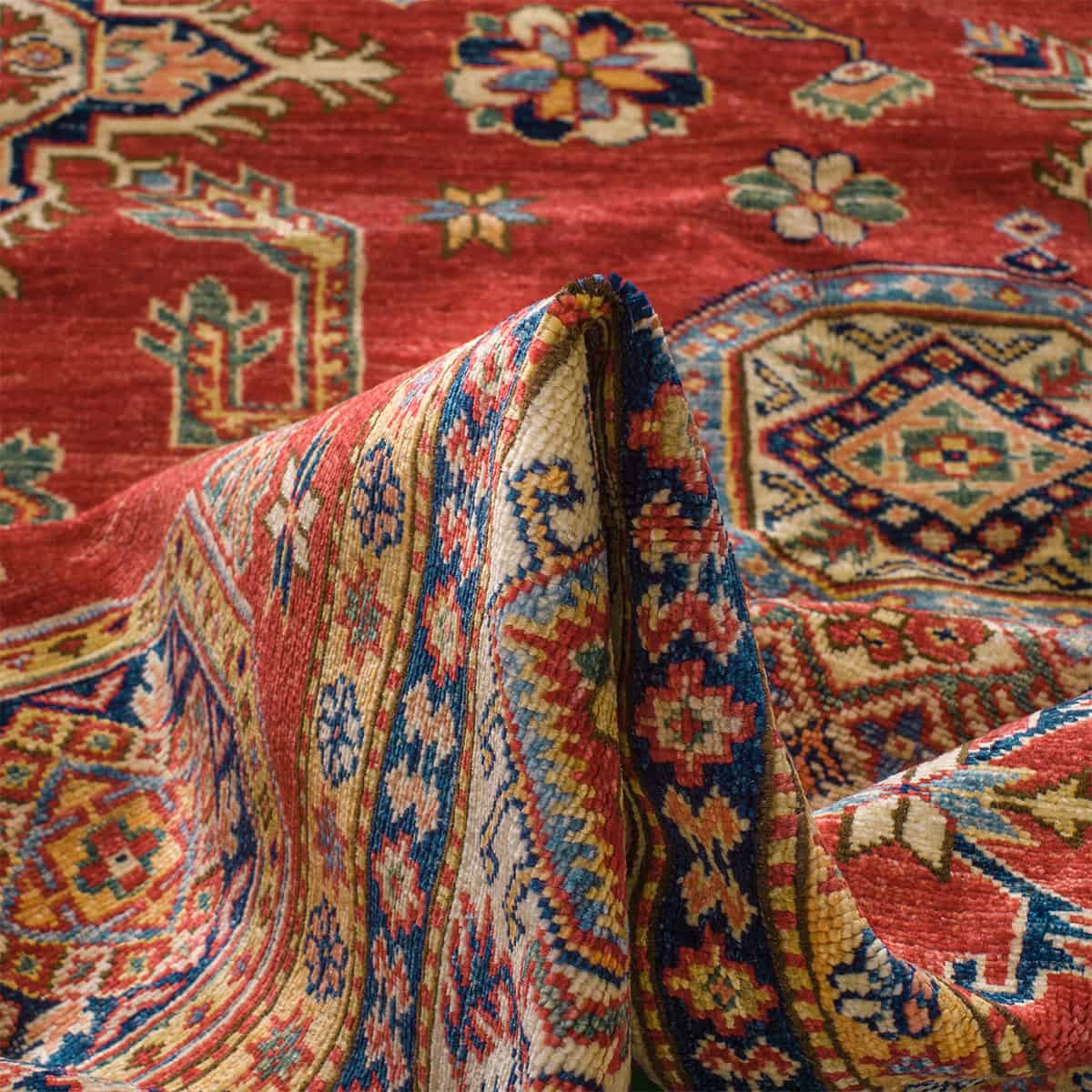  סופר קזאק 00 צבעוני 253x344 | השטיח האדום 