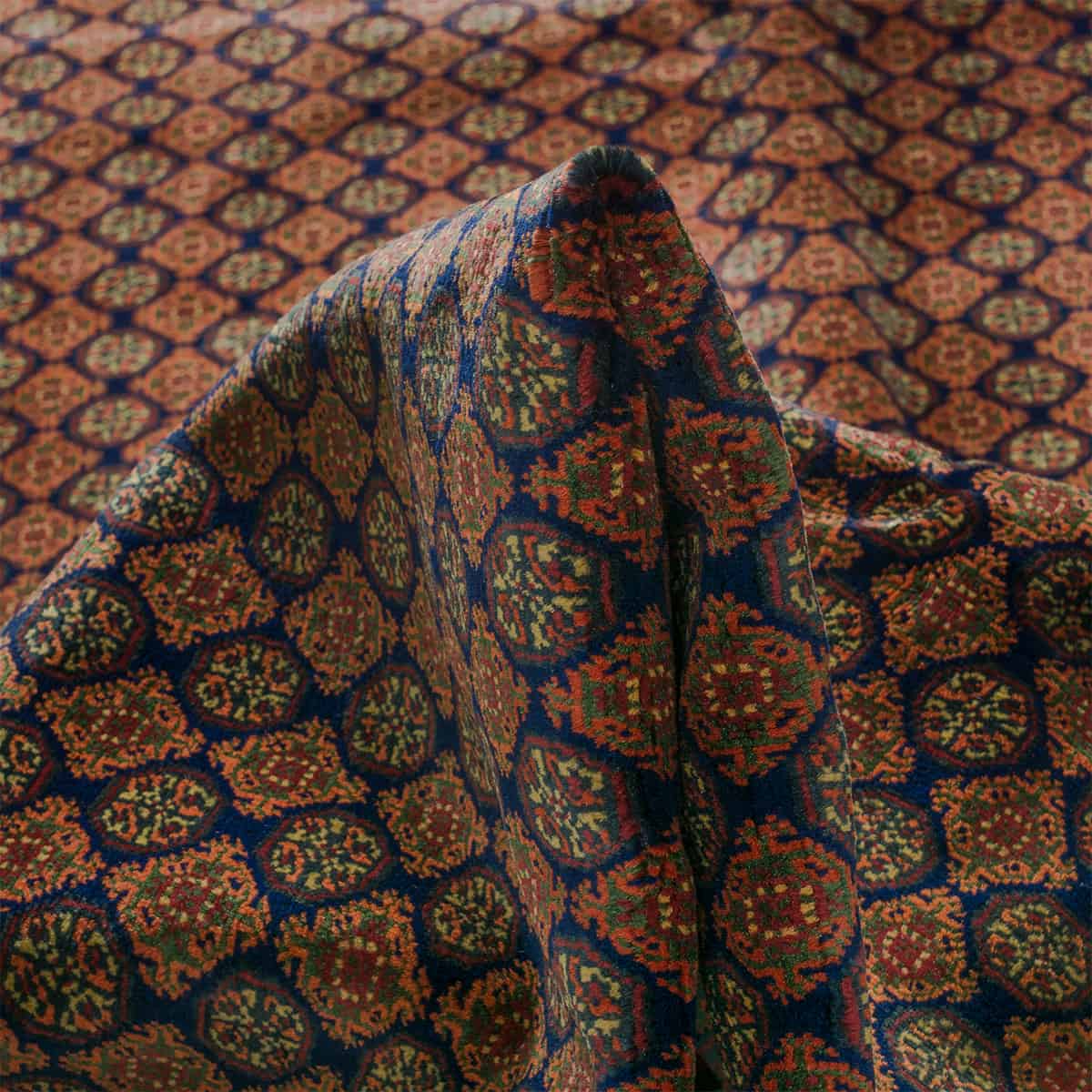  אפגני באשיר 00 צבעוני 202x298 | השטיח האדום 