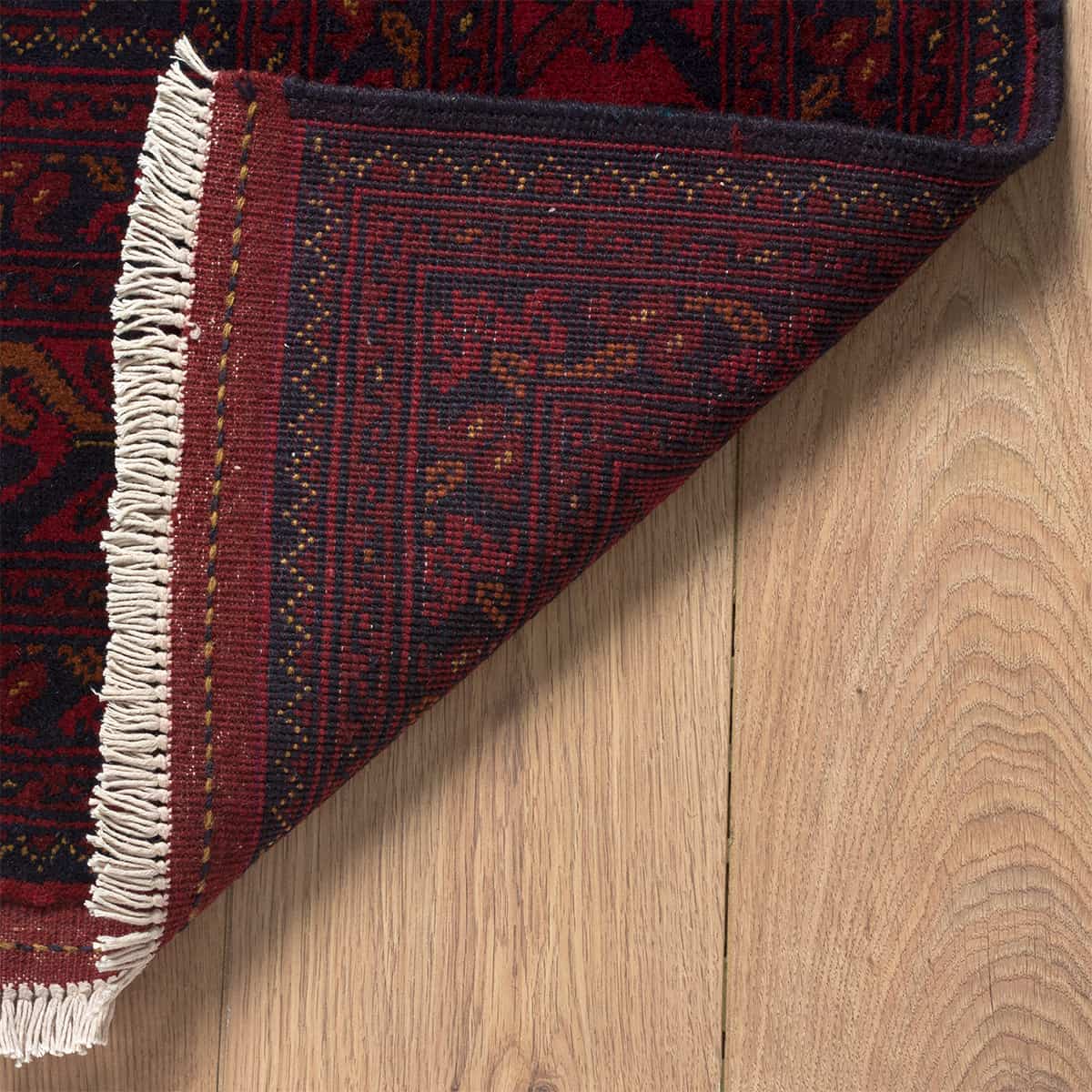 סופר חל ממדי בלג'יק 00 אדום 253x354 | השטיח האדום 
