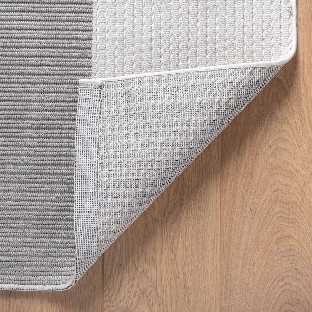 שטיח הלסינקי 03 בז'/אפור כהה | השטיח האדום