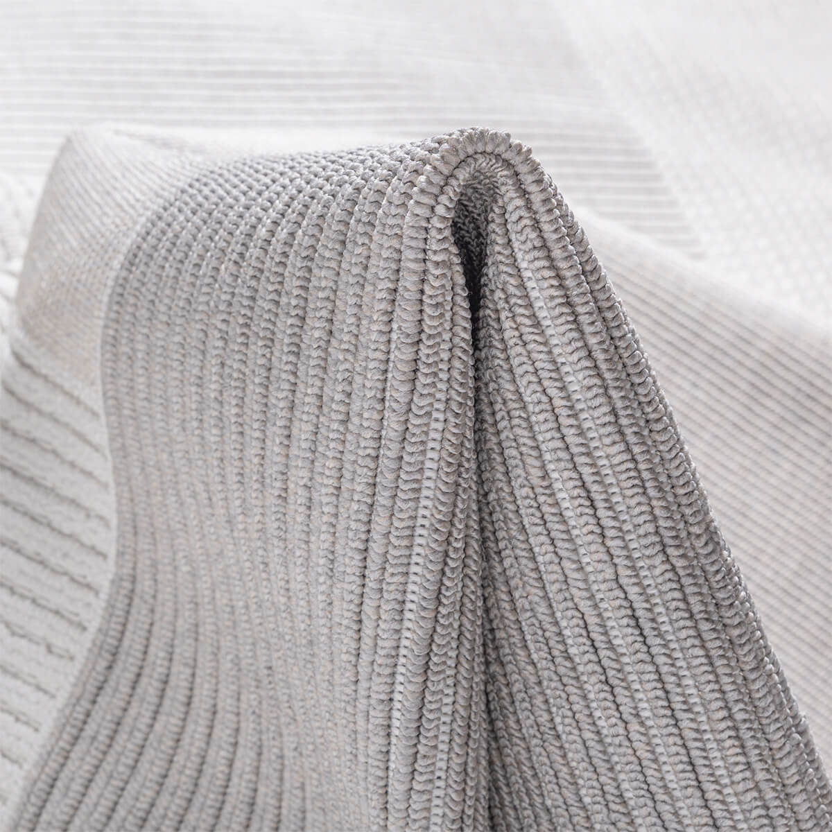 שטיח הלסינקי 03 בז'/אפור כהה | השטיח האדום