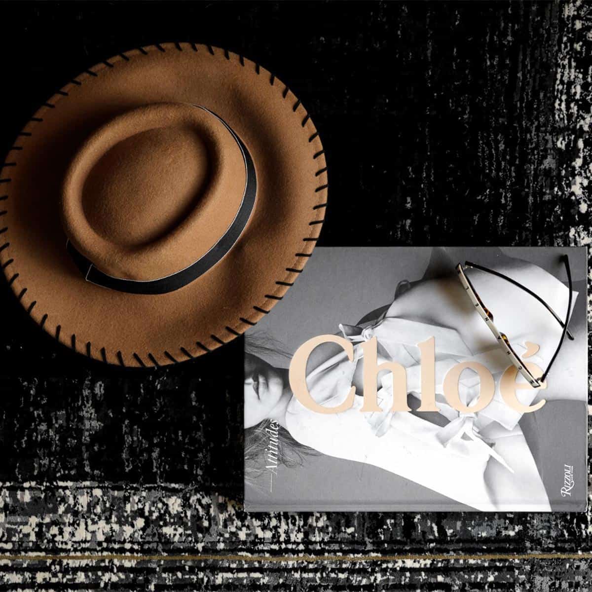 שטיח ג'איפור 11 שחור/אפור עם פרנזים | השטיח האדום | עיצוב: דנית רוטמן, צילום: אורן עמוס