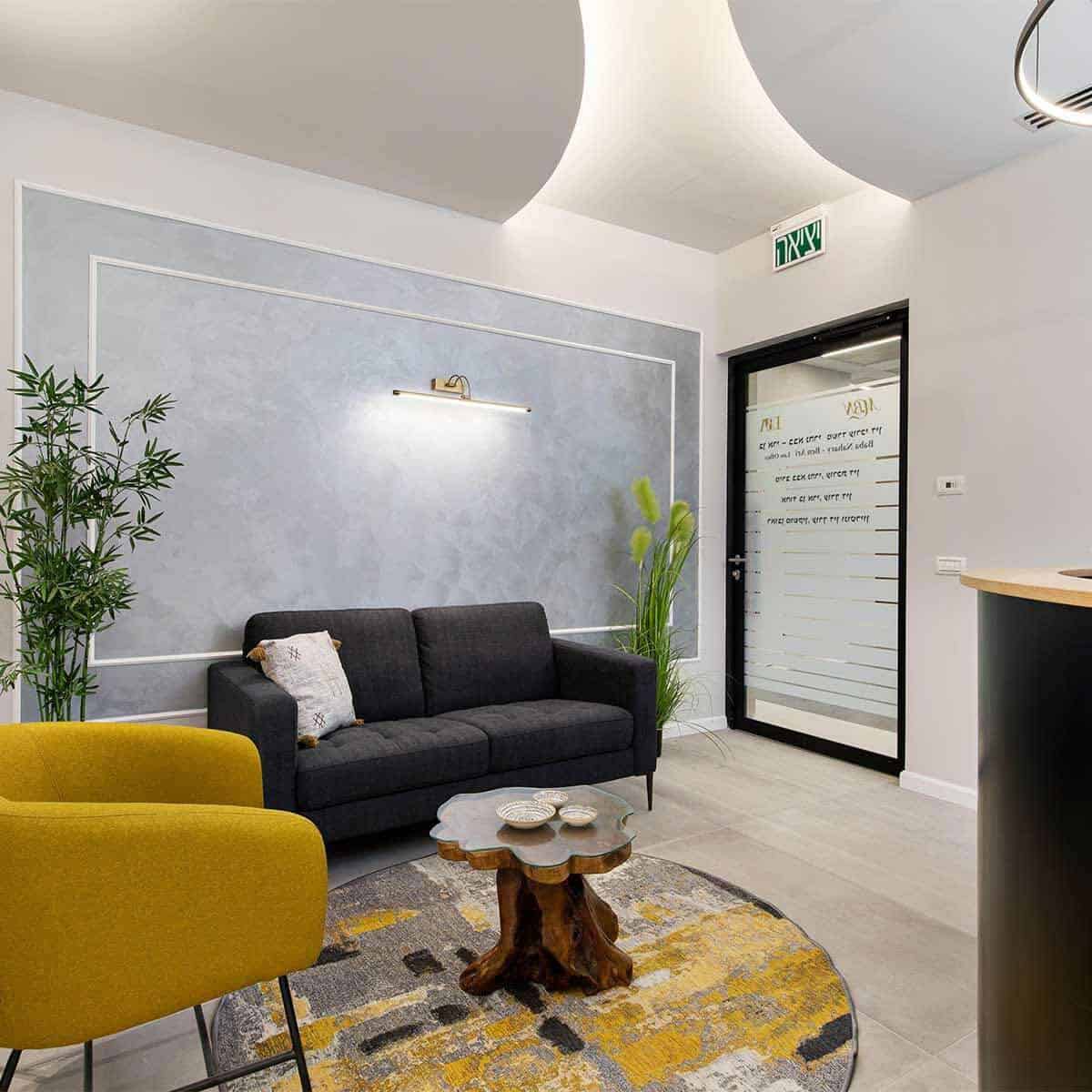 שטיח מרסיי 38 צהוב/אפור עגול | השטיח האדום | עיצוב: אורית בנדר, צילום: מירב פלברג