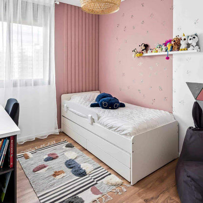 שטיח קילים נורדי 08 צבעוני עם פרנזים | השטיח האדום | עיצוב: סטודיו טולה, צילום: מאור מויאל 