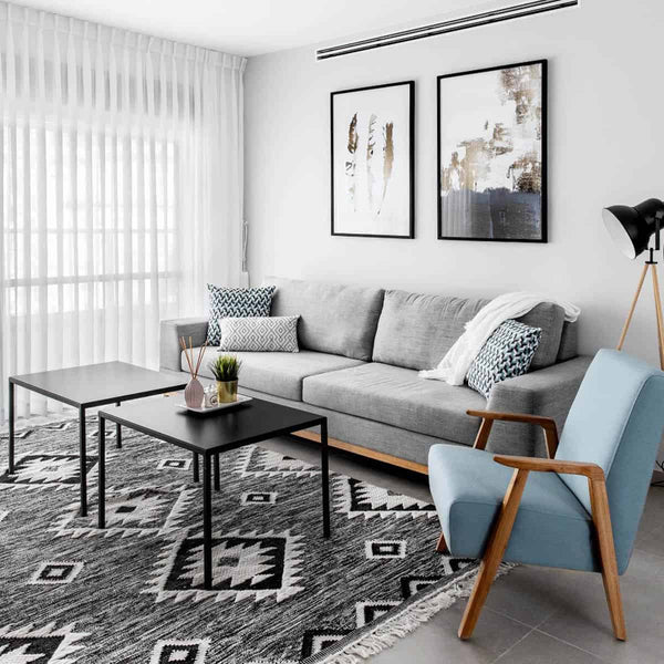 שטיח קילים סקנדינבי 06 אפור עם פרנזים KILIM