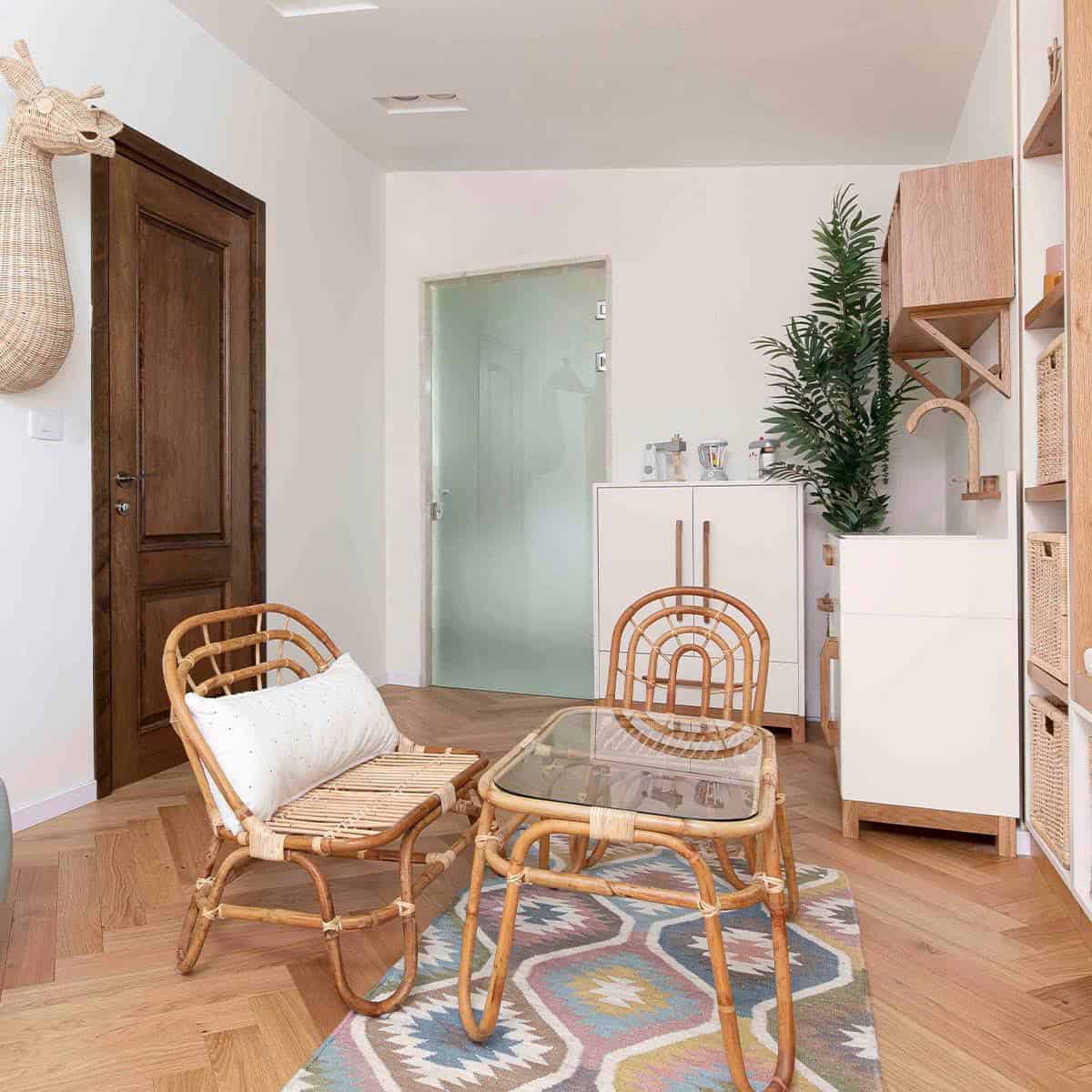 שטיח קילים שיראז 03 צבעוני ראנר עם פרנזים | השטיח האדום | עיצוב: מורן אברגיל, צילום: מירב פלברג