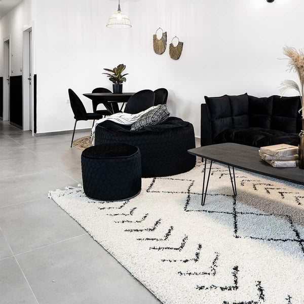 שטיח שאגי מרקש 04 קרם/שחור עם פרנזים SHAGI